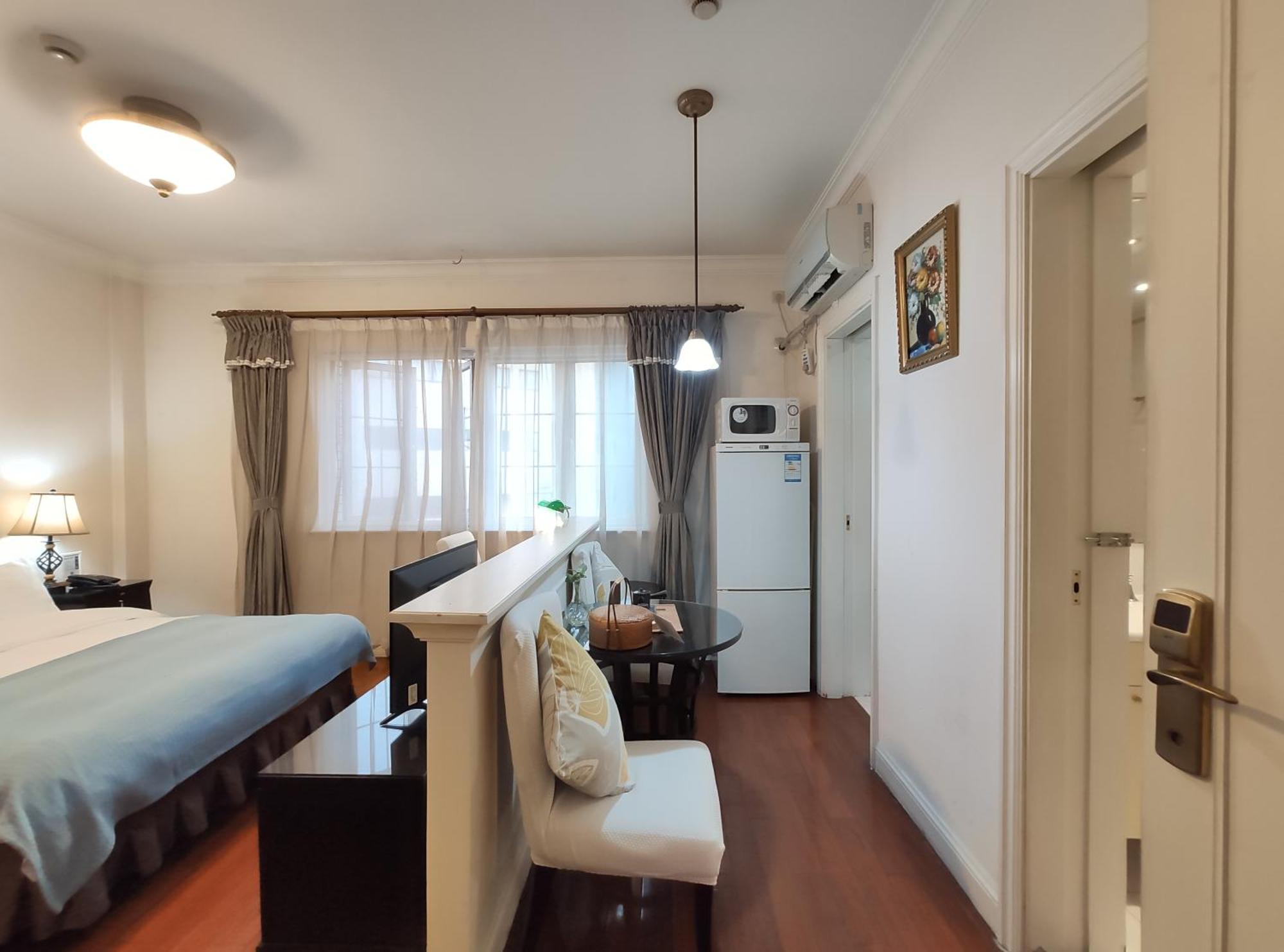 Ladoll Service Apartments Shanghai Buitenkant foto