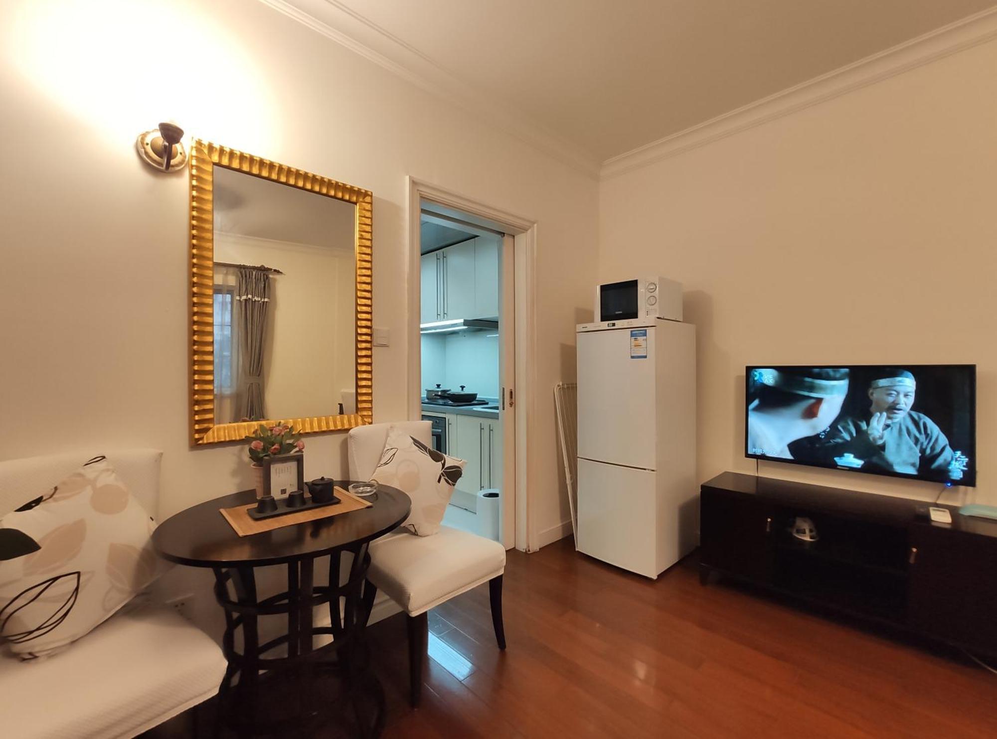 Ladoll Service Apartments Shanghai Buitenkant foto