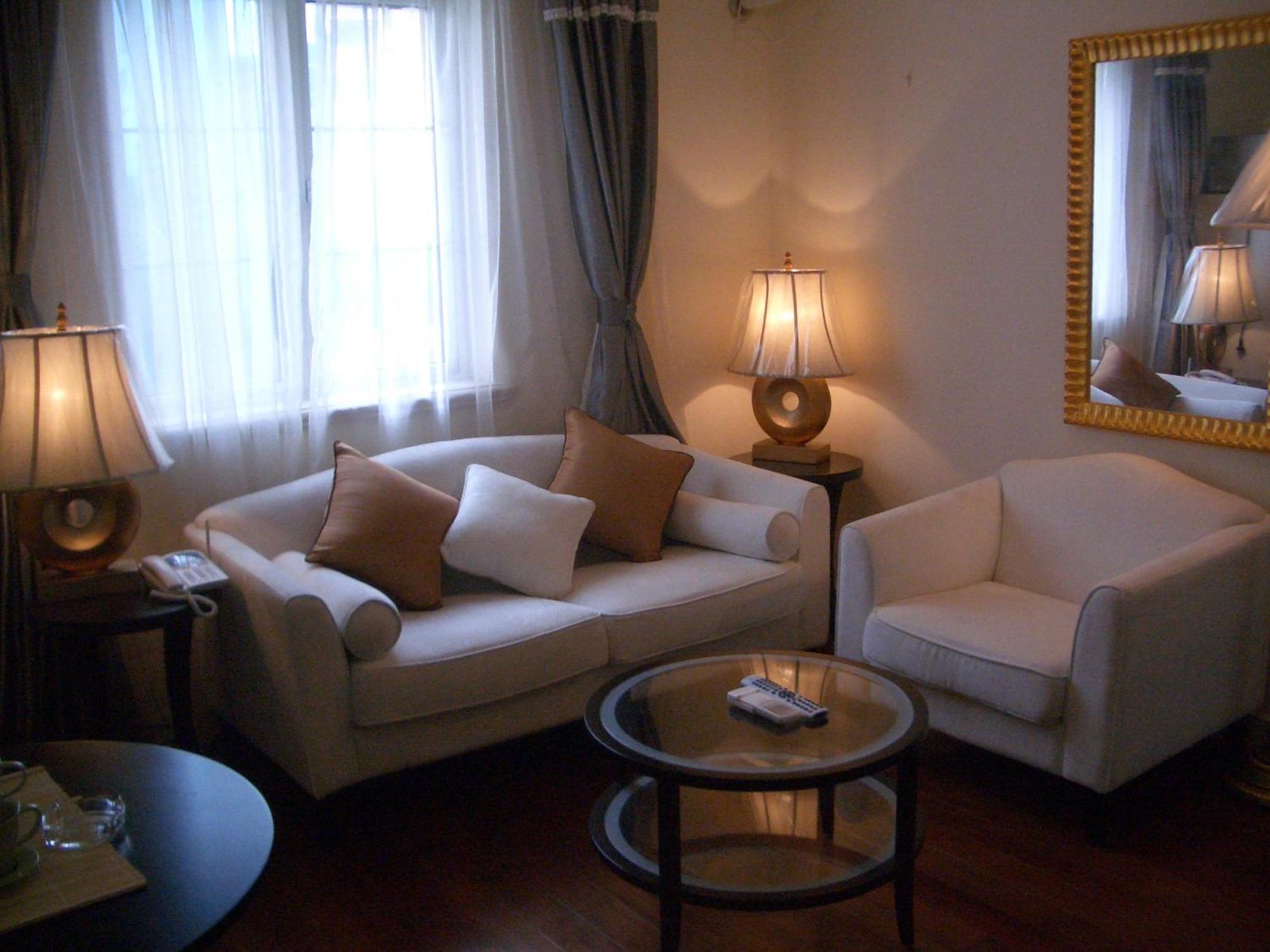 Ladoll Service Apartments Shanghai Buitenkant foto