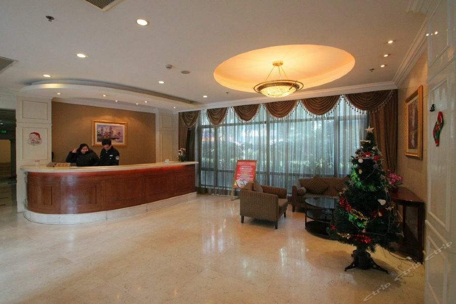 Ladoll Service Apartments Shanghai Buitenkant foto